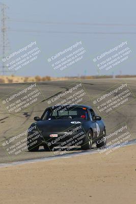 media/Oct-29-2022-CalClub SCCA (Sat) [[e05833b2e9]]/Race Group 3/Qualifying (Outside Grapevine)/